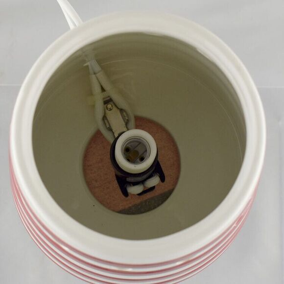 Scentsy Candy Shoppe Full Size Warmer NIB Discontinued Bulb Included - Picture 3 of 4